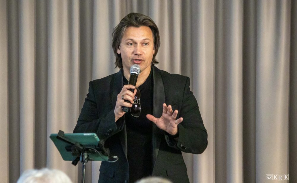 Egy darabot a szívünkből – Máté Péter dalai Kisfaludon