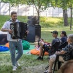 Önfeledt játék, mese és sok zene – piknik a Tóvárosban